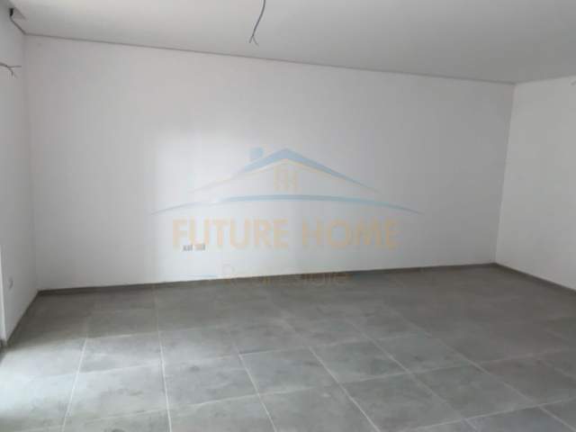 Durres, shitet apartament Kati 3, 106 m² 190.000 Euro (SAN PIETRO)