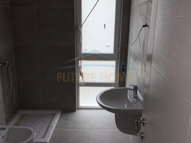 Durres, shitet apartament Kati 3, 106 m² 190.000 Euro (SAN PIETRO)
