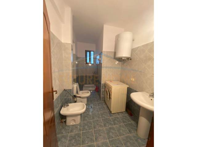 Durres, shitet apartament 1+1 Kati 5, 70 m² 55.000 Euro