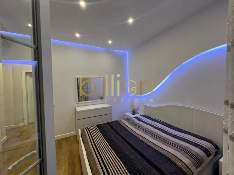 Tirane, jepet me qera apartament 2+1 Kati 1, 90 m² 700 € (Liqeni i Thate, Tirana, Albania)