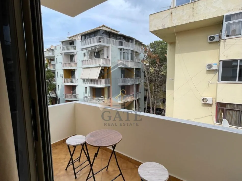 Durres, shitet apartament 1+1+Ballkon Kati 4, 43 m² 100.000 € (Shkembi i Kavajes)