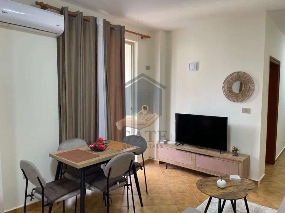 Durres, shitet apartament 1+1+Ballkon Kati 4, 43 m² 100.000 € (Shkembi i Kavajes)