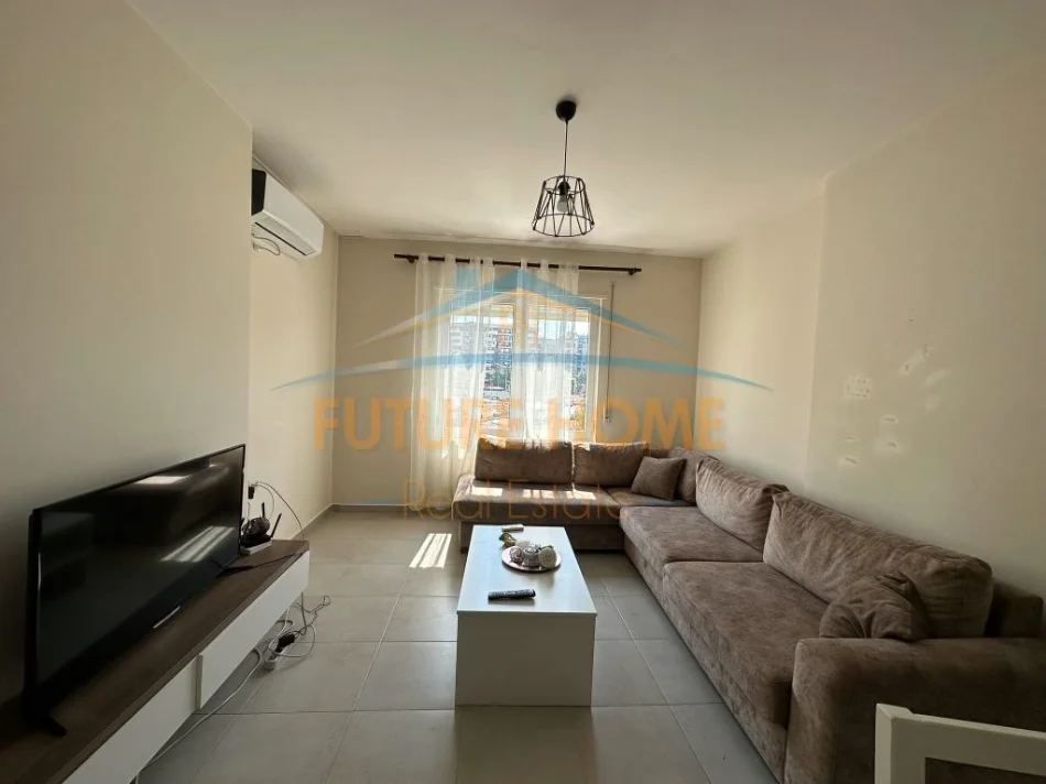 Tirane, jepet me qera apartament 1+1 Kati 2, 70 m² 500 € (Astir)