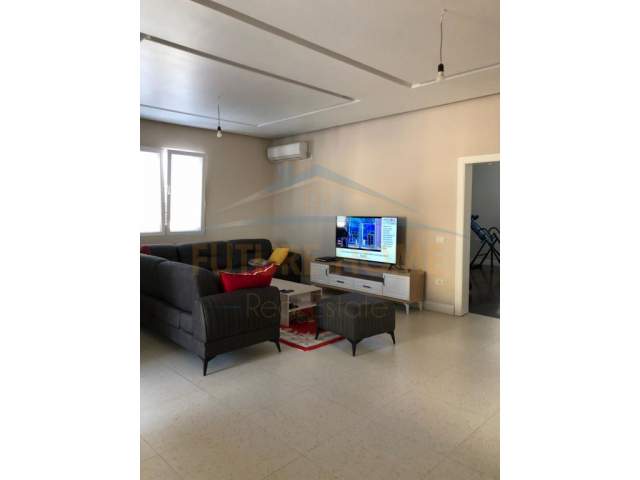 Tirane, jepet me qera apartament 2+1 Kati 2, 100 m² 600 Euro (Pjeter Budi)