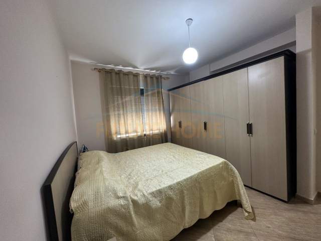 Tirane, jap me qera apartament 2+1+BLK Kati 5, 104 m² 450 Euro (RRUGA TEODOR KEKO)