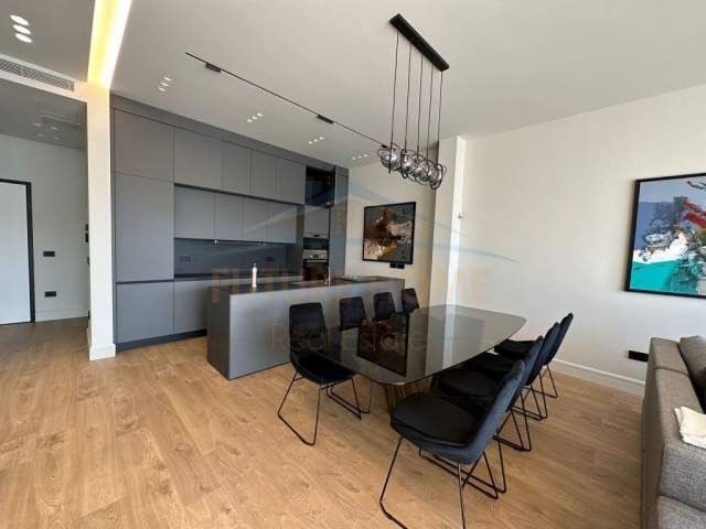 Tirane, jepet me qera Vile 3+1+BLK Kati 0, 183 m² 2.500 Euro (Mandarine Drive. Vilë pranë Teg)