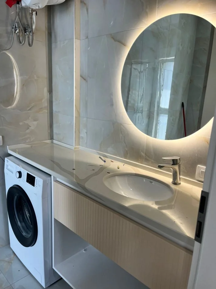 Tirane, jepet me qera apartament 2+1 Kati 3, 901 m² 500 € (Kompleksi kontakt)