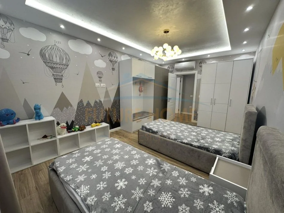 Durres, shitet apartament 2+1 Kati 19, 132 m² 396.000 € (VOLLGA,DURRES)