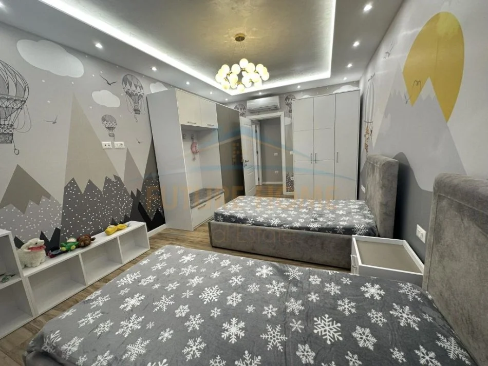 Durres, shitet apartament 2+1+Ballkon Kati 19, 132 m² 368.200 € (Durrës, Vollga)