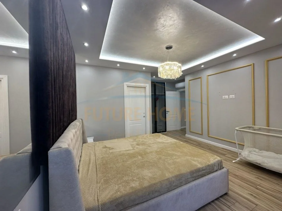 Durres, shitet apartament 2+1 Kati 19, 132 m² 396.000 € (VOLLGA,DURRES)