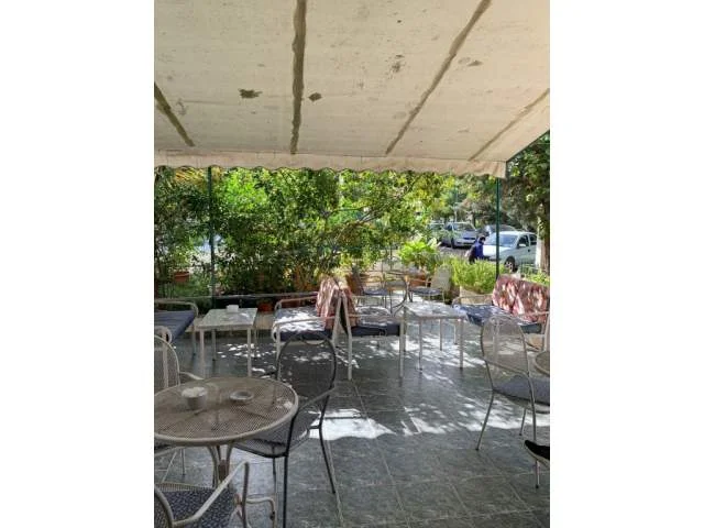 Tirane, jepet me qera ambjent biznesi Kati 0, 76 m² 650 Euro (Rruga Muzaket)