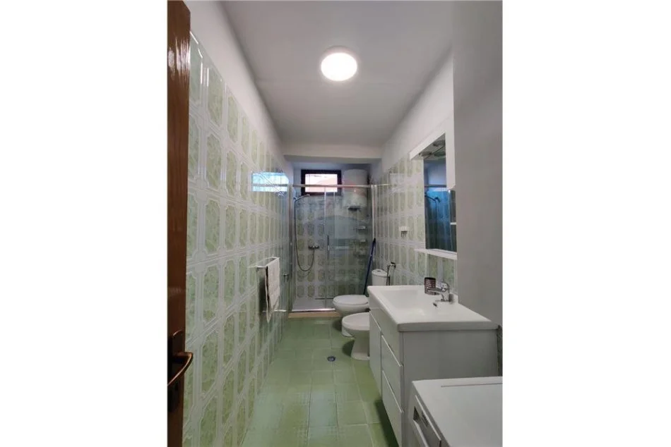 Tirane, jepet me qera apartament 2+1+Aneks Kati 1, 70 m² 400 € (Rruga Bardhyl)