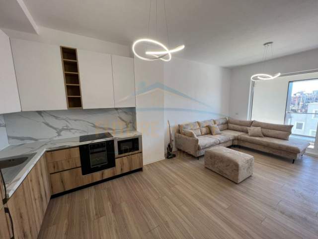 Tirane, jepet me qera apartament 2+1 Kati 4, 97 m² 500 Euro (Jordan Misja)