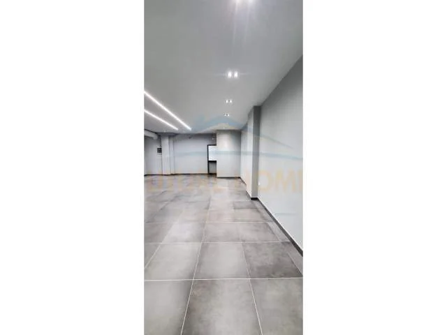 Tirane, jepet me qera garsonier 1+1 Kati 1, 650 Euro