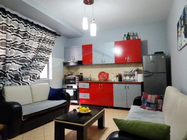 Tirane, shitet apartament 1+1 Kati 1, 60 m² 90.000 Euro (Myslym Shyri)