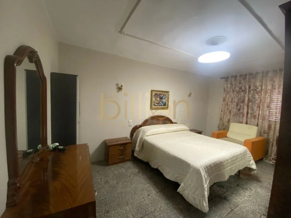 Tirane, jepet me qera apartament 2+1+Ballkon Kati 2, 90 m² 450 € (8RQC+8PW, Rruga Ferit Xhajko, Tiranë)