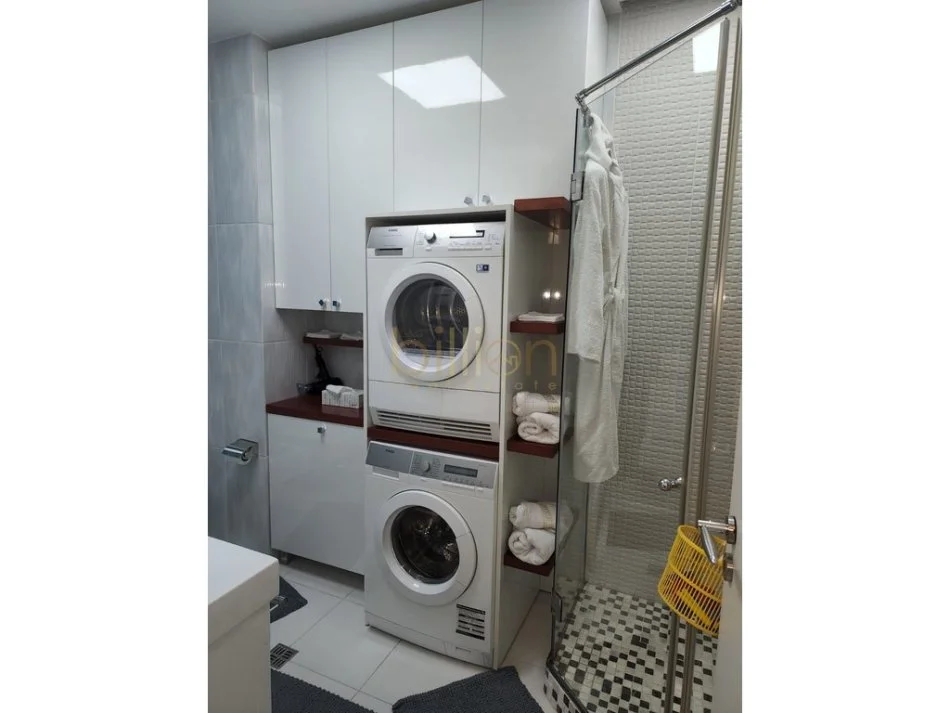 Tirane, jepet me qera apartament 2+1 Kati 19, 95 m² 1.700 € (Stadiumi Arena, Tirana, Albania)