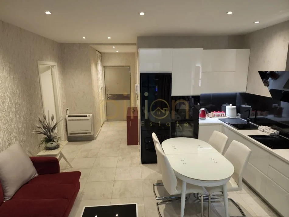 Tirane, jepet me qera apartament 2+1 Kati 19, 95 m² 1.700 € (Stadiumi Arena, Tirana, Albania)