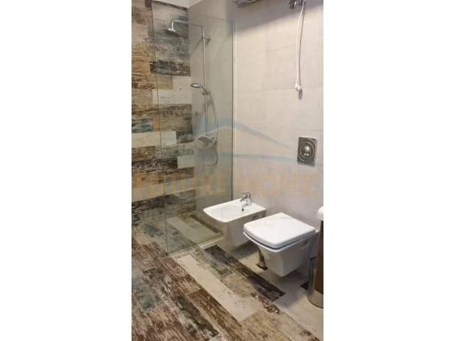 Tirane, jepet me qera apartament 2+1+A+BLK Kati 2, 95 m² 600 Euro