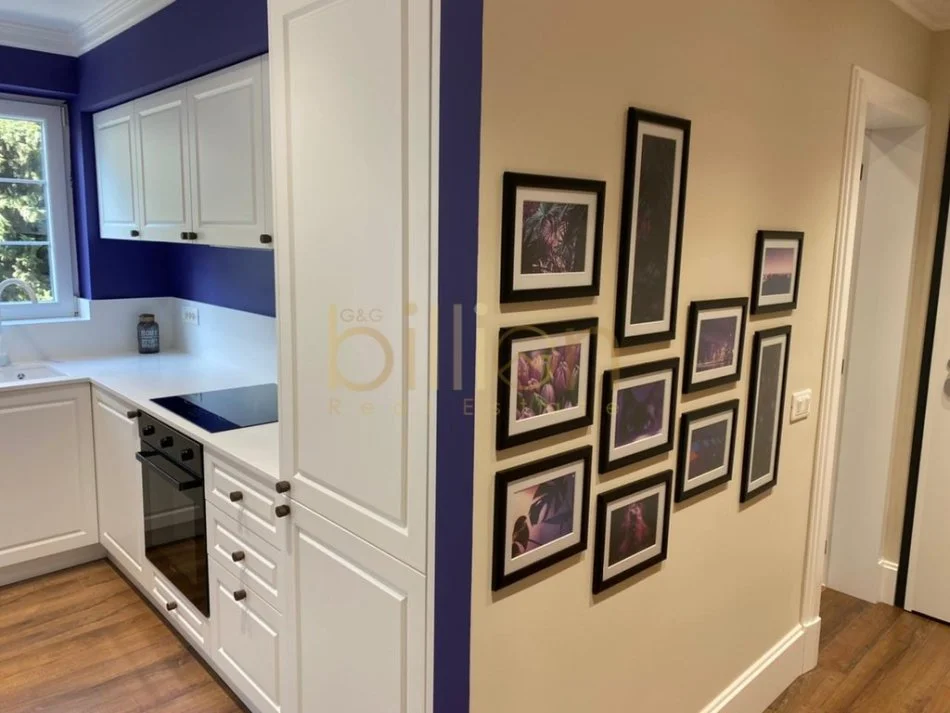 Tirane, jepet me qera apartament 1+1 Kati 4, 80 m² 700 € 