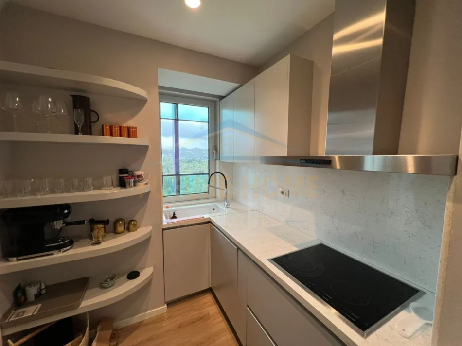 Apartament 2+1+2 per qira me vendndodhje tek Ambasdor 3