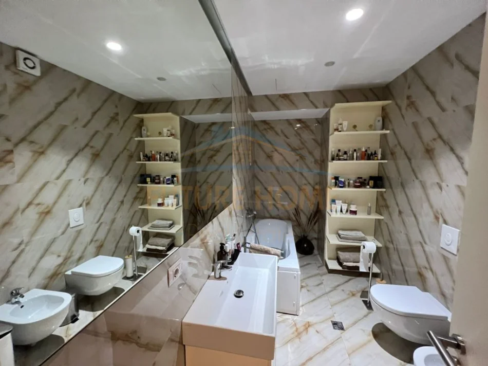 Apartament 2+1+2 per qira me vendndodhje tek Ambasdor 3