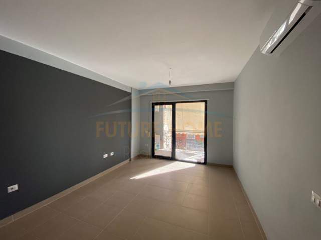 Tirane, jepet me qera apartament 1+1+BLK Kati 3, 63 m² 550 Euro (21 dhjetori)