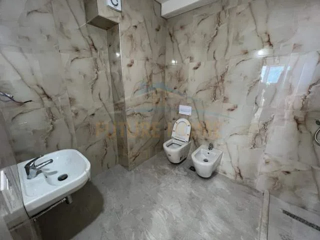 Tirane, shitet apartament 2+1 Kati 10, 117 m² 194.000 Euro (RRUGA E DIBRES)