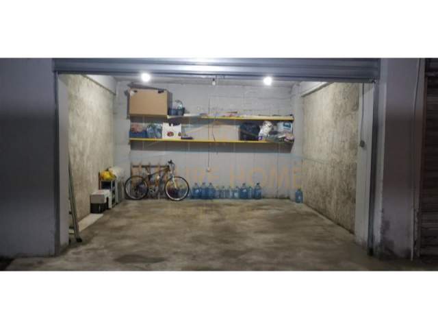 Tirane, jepet me qera apartament 2+1+BLK Kati 8, 87 m² 480 Euro (Yzberisht)