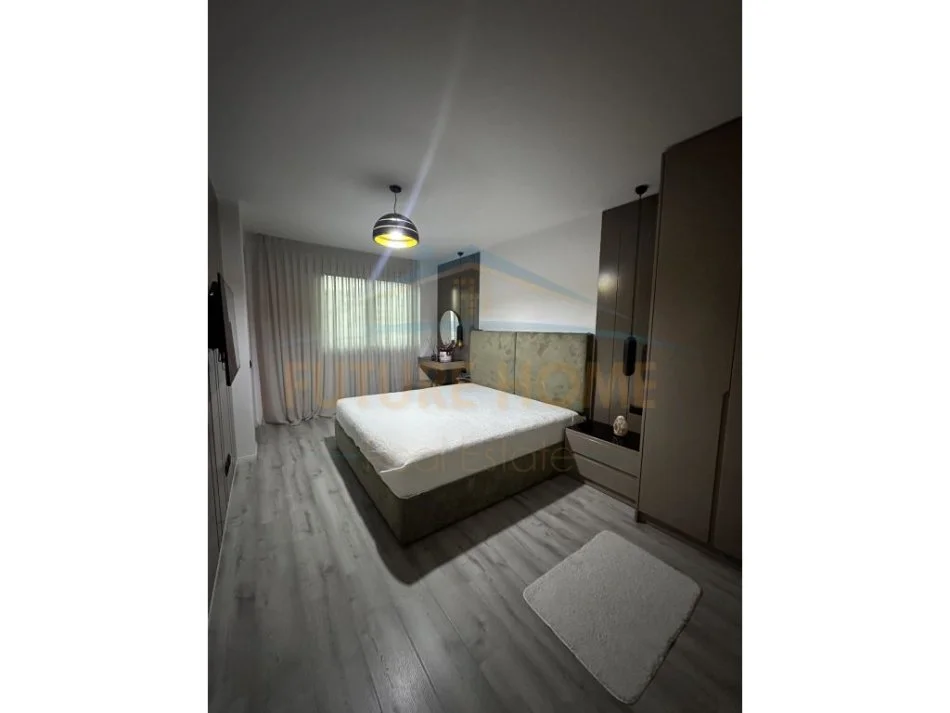 Tirane, shitet apartament 2+1+Aneks+Ballkon , 230,000 € (TEODOR KEKO)