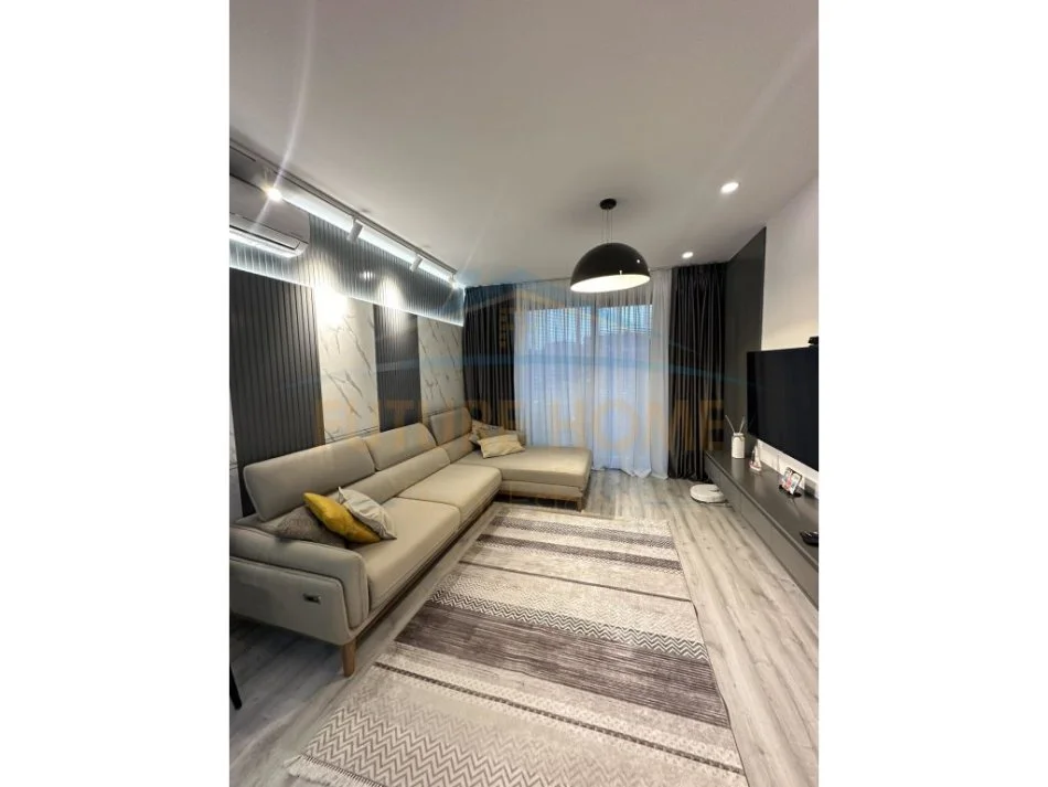 Tirane, shitet apartament 2+1+Aneks+Ballkon , 230,000 € (TEODOR KEKO)