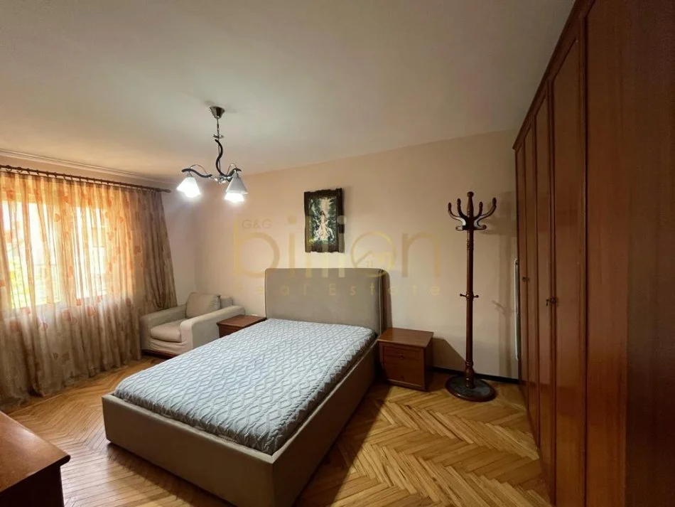 Tirane, jepet me qera apartament 2+1 Kati 3, 80 m² 700 € (myslym shyri, Tirana, Albania)