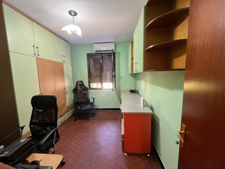 Tirane, jepet me qera apartament 2+1 Kati 3, 80 m² 700 € (myslym shyri, Tirana, Albania)