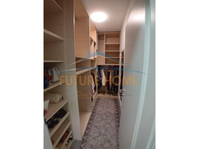 Tirane, jepet me qera apartament 2+1 Kati 7, 86 m² 700 Euro (21 DHJETORI)