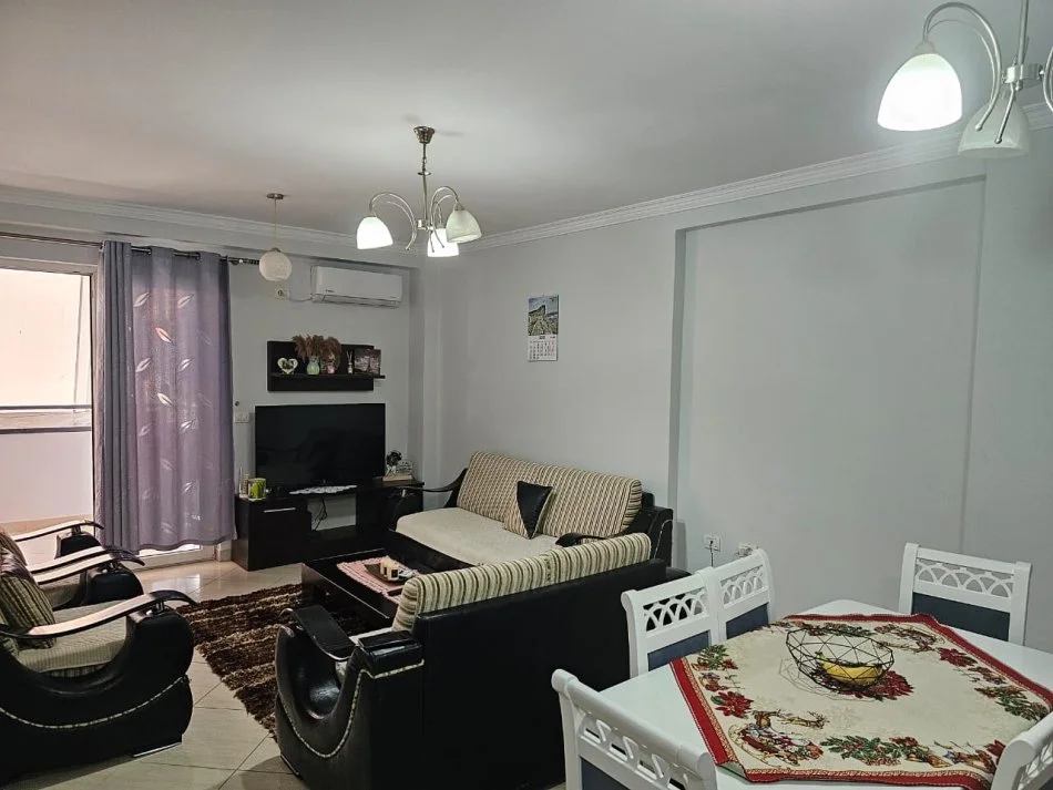 Tirane, shes apartament 2+1+Aneks+Ballkon Kati 1, 115 m² 160.000 € (Jordan Misja)
