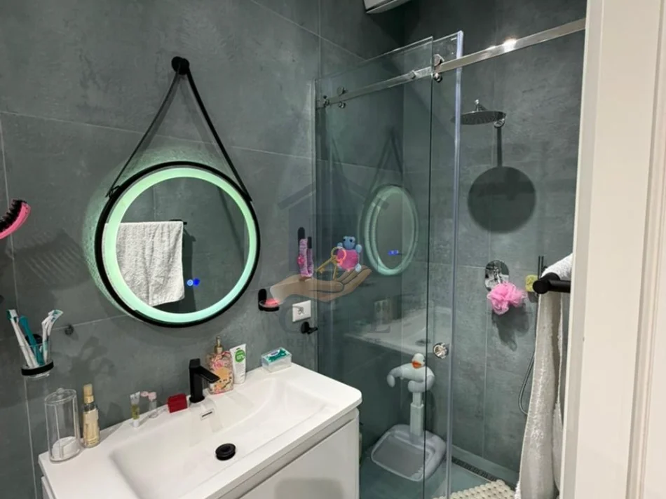 Durres, shitet Vile 2 Katshe Kati 2, 315.000 € (Plazh)