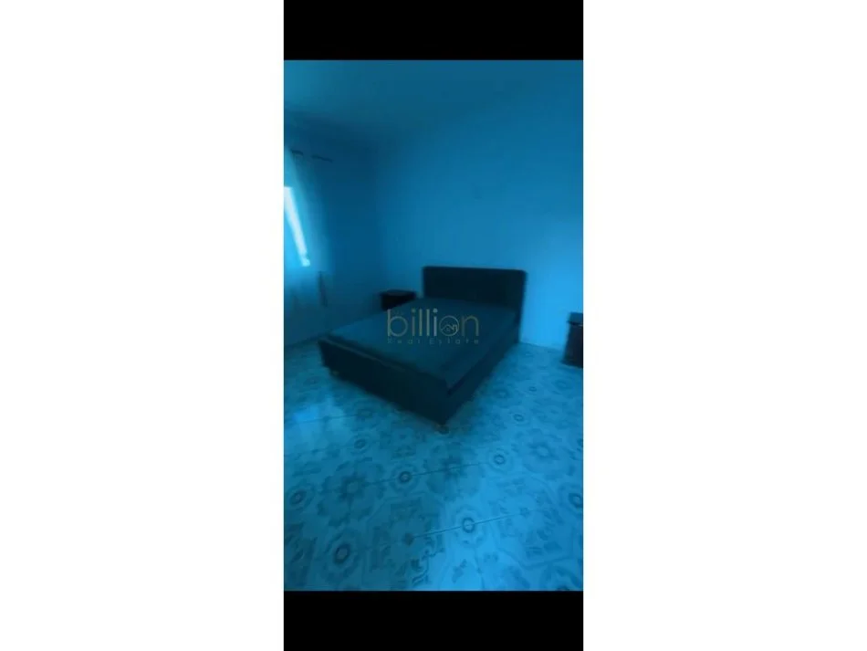 Tirane, jepet me qera apartament 1+1 Kati 2, 80 m² 300 € (Afër terminalit Verior, Tirana, Albania)