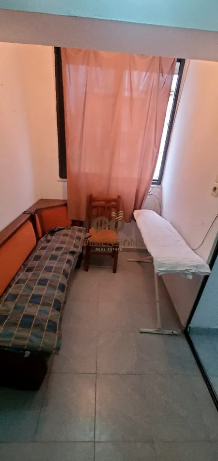 Tirane, jepet me qera apartament 1+1 Kati 3, 45 m² 350 € (selvia)