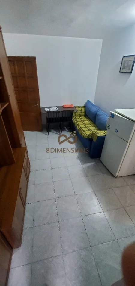 Tirane, jepet me qera apartament 1+1 Kati 3, 45 m² 350 € (selvia)