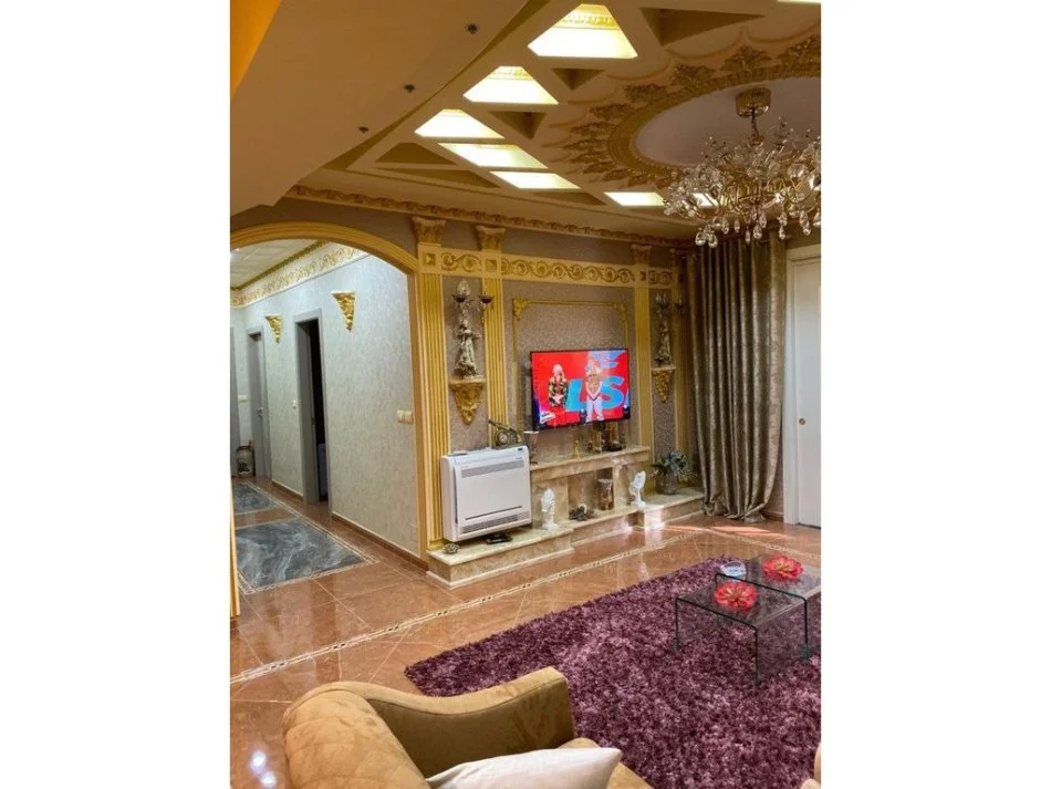 Tirane, shitet apartament 3+1+Ballkon , 120 m² (Kodra e Diellit)