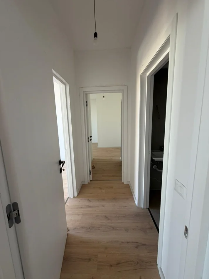 Tirane, jepet me qera apartament Kati 7, 127 m² 1.500 € (Altana Luxury Residence, Rruga e Kosovareve)