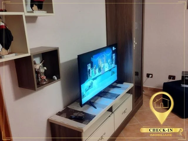Tirane, jepet me qera apartament 3+1+Aneks+Ballkon Kati 2, 220 m² 730 € (Kodra e Priftit)