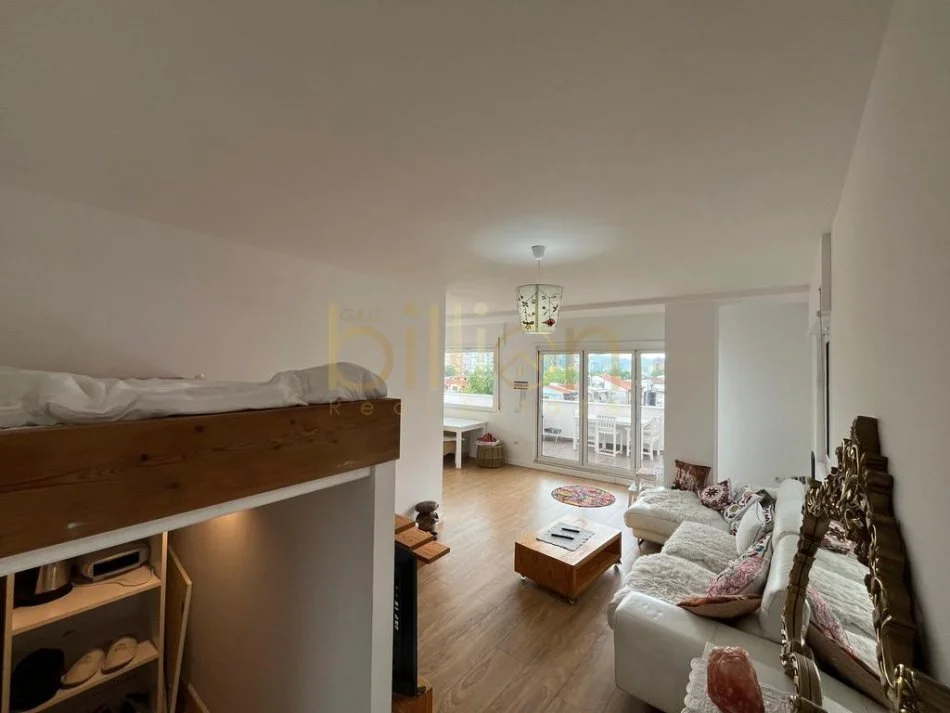 jepet me qera , 140 m² 1.300 € (Myslym Shyri)