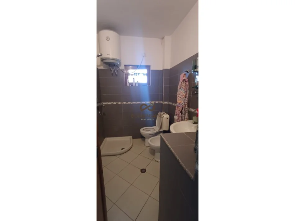 Tirane, shitet apartament 1+1 Kati 6, 54 m² 87.000 € (laprake)