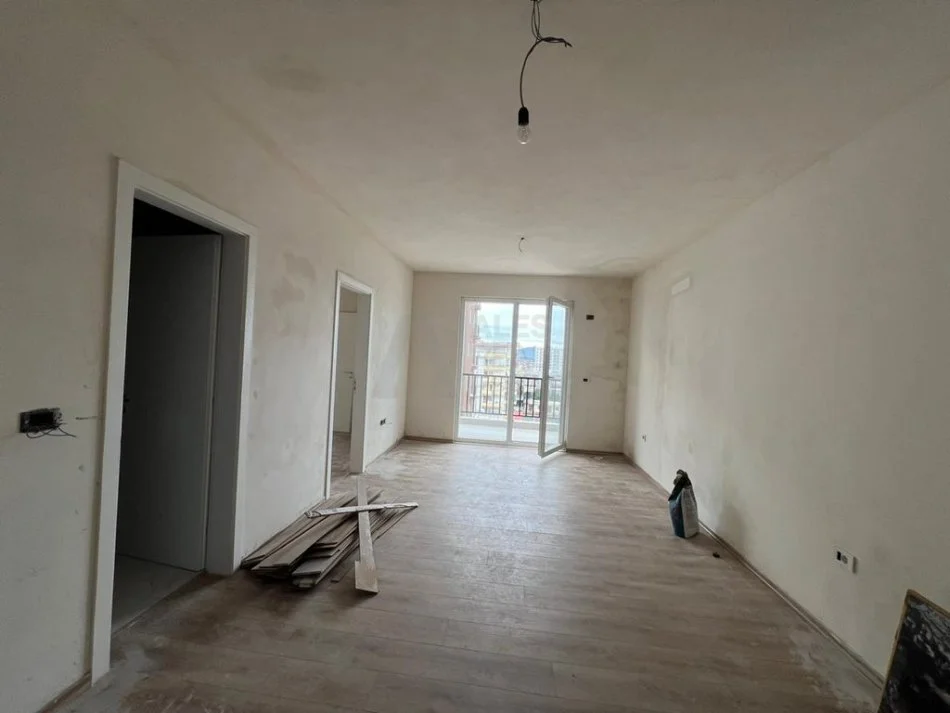 Tirane, shes apartament 2+1 Kati 6, 64 m² 62.000 € (kamez)