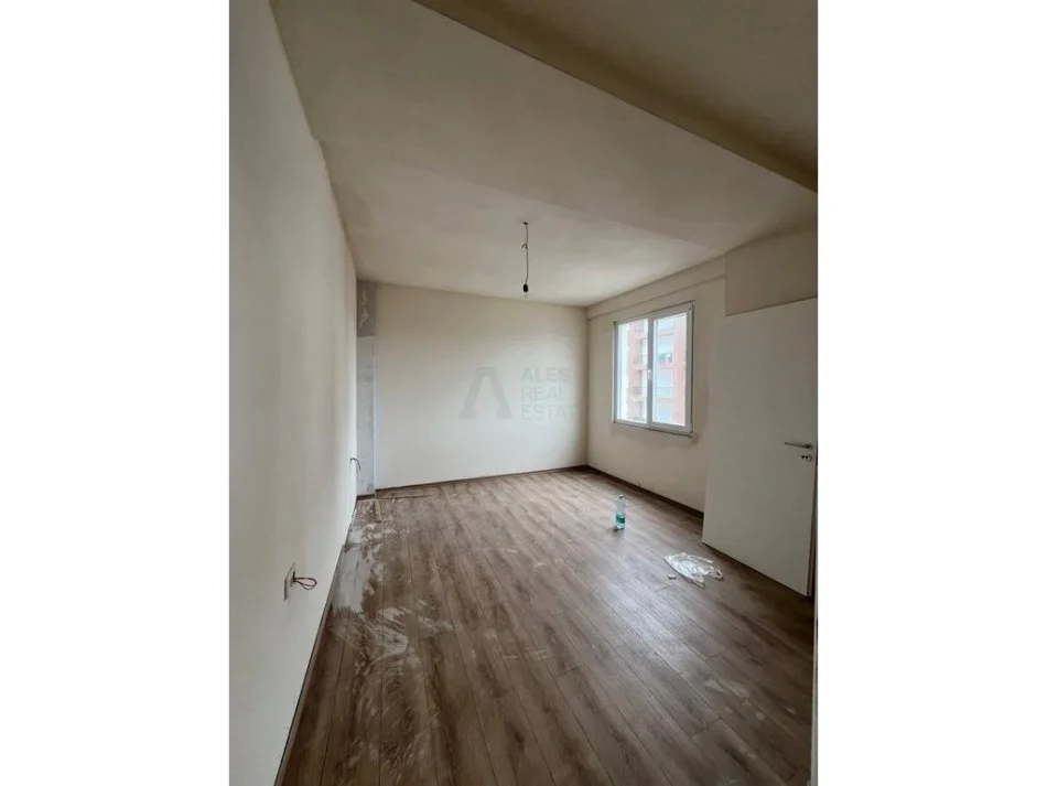 Tirane, shes apartament 2+1 Kati 6, 64 m² 62.000 € (kamez)