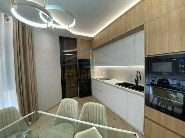 Tirane, jap me qera apartament Kati 4, 106 m² 1.100 Euro (rruga  e barrikadave)