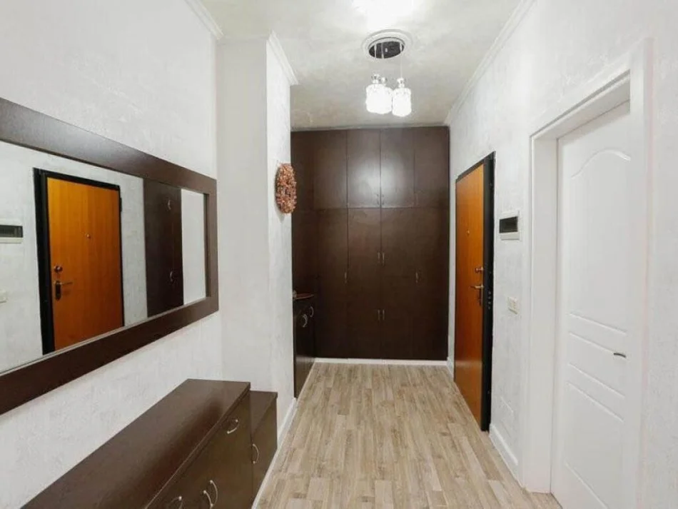 Tirane, shitet apartament+verande | Penthouse 3+1 Kati 16, 157 m² 450.000 € (Qender)