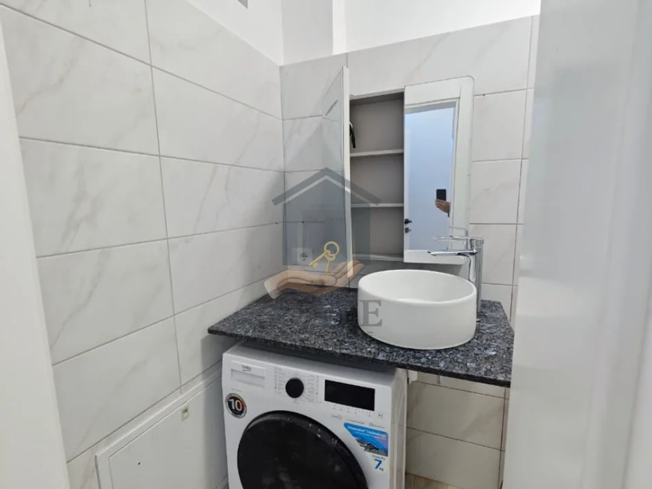 Durres, shitet apartament 1+1 Kati 3, 44 m² 88.000 € (Bashkia)