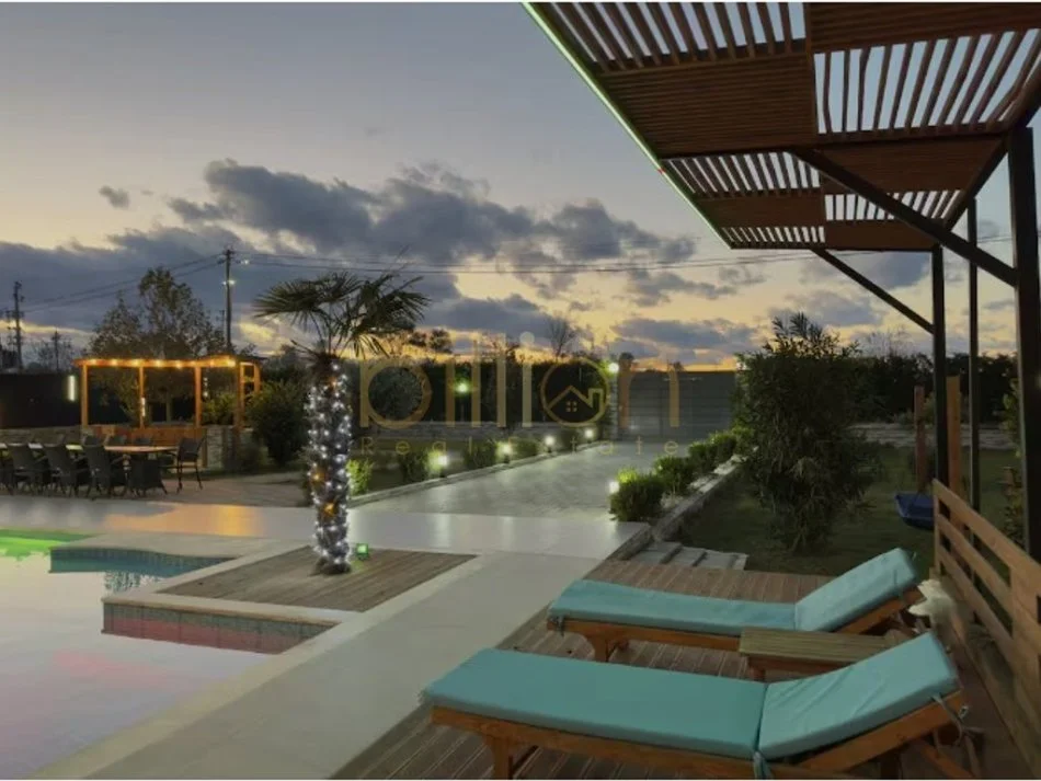 DURRES ,SHITET VILE+BIZNES, 713.000 €